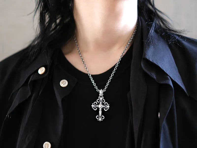 Discovery Cross M Pendant