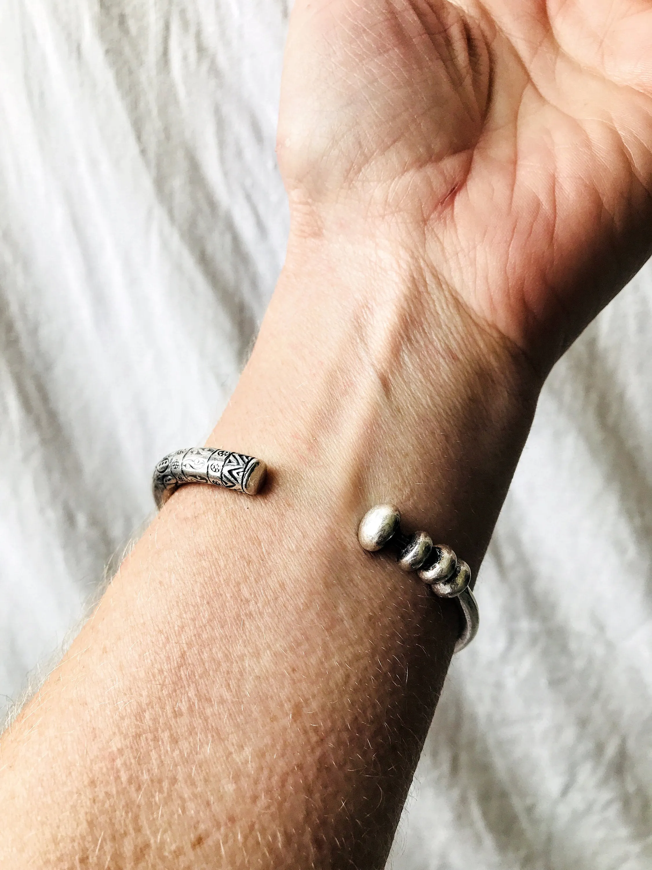 Fine Silver Bangle from the Karen Hill Tribe of Thailand. 0284