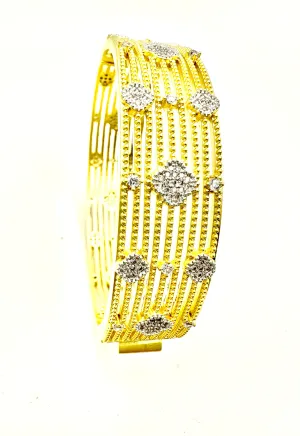 Mini Clover Gold Bangle